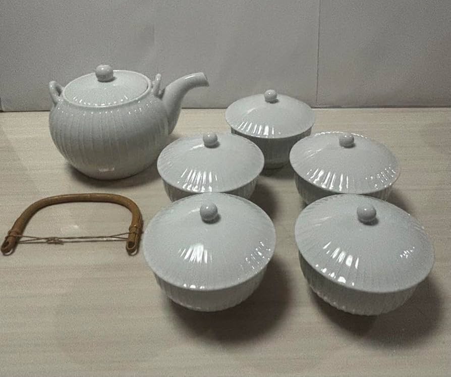 【白山陶器】白磁立筋蓋付き5客 Amazon.co.jp: 有田焼 白山陶器 白磁立筋 蓋付 湯呑み 5客 急須